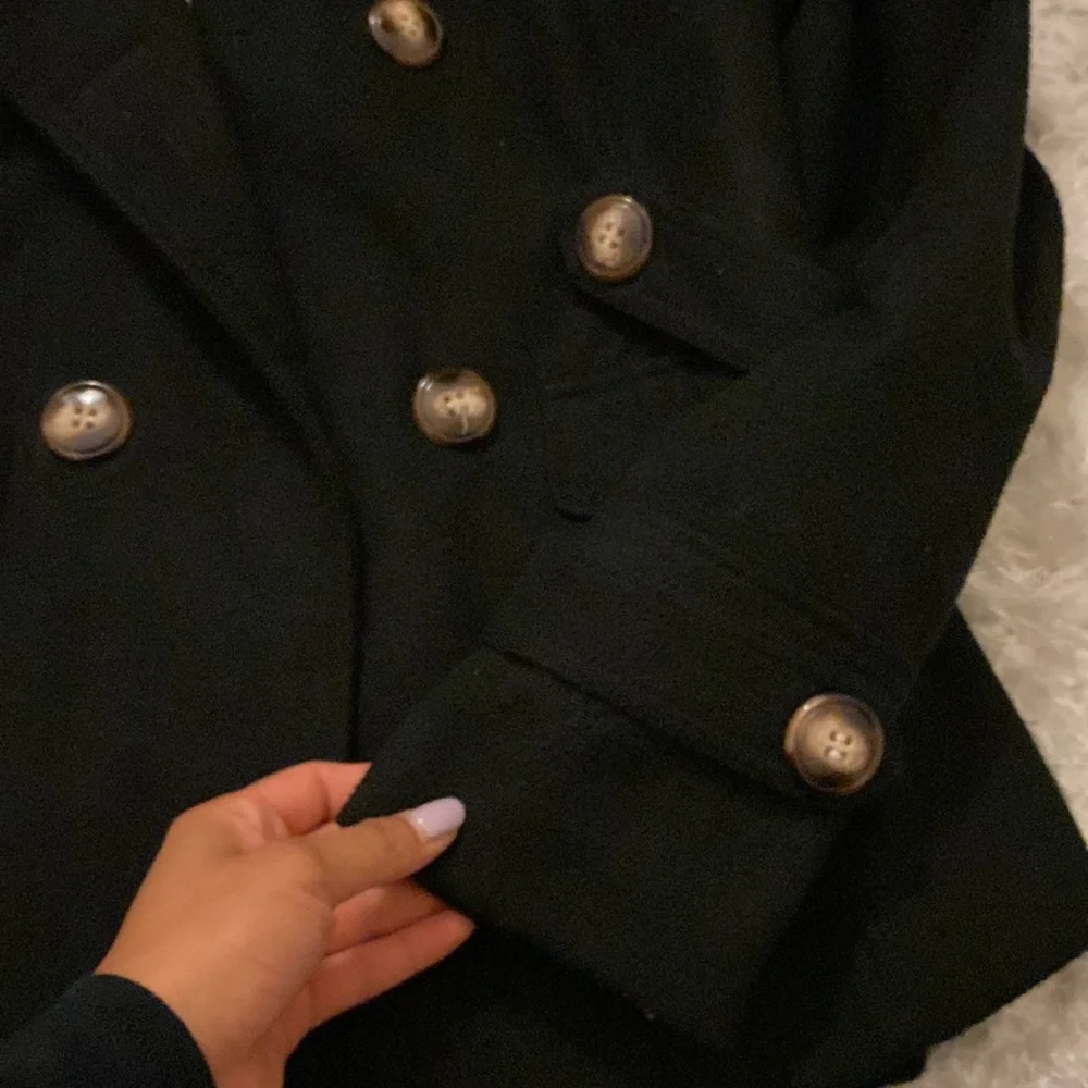 Black Coat - Picture 4 of 11